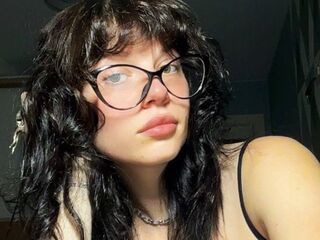 MonicaDani